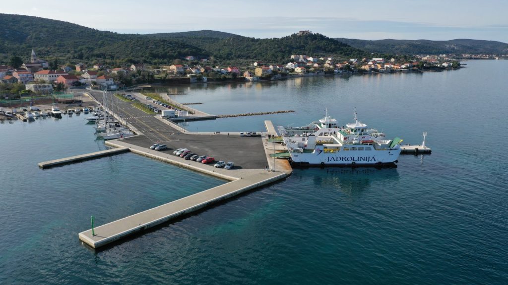 trajktna linija tkon-biograd